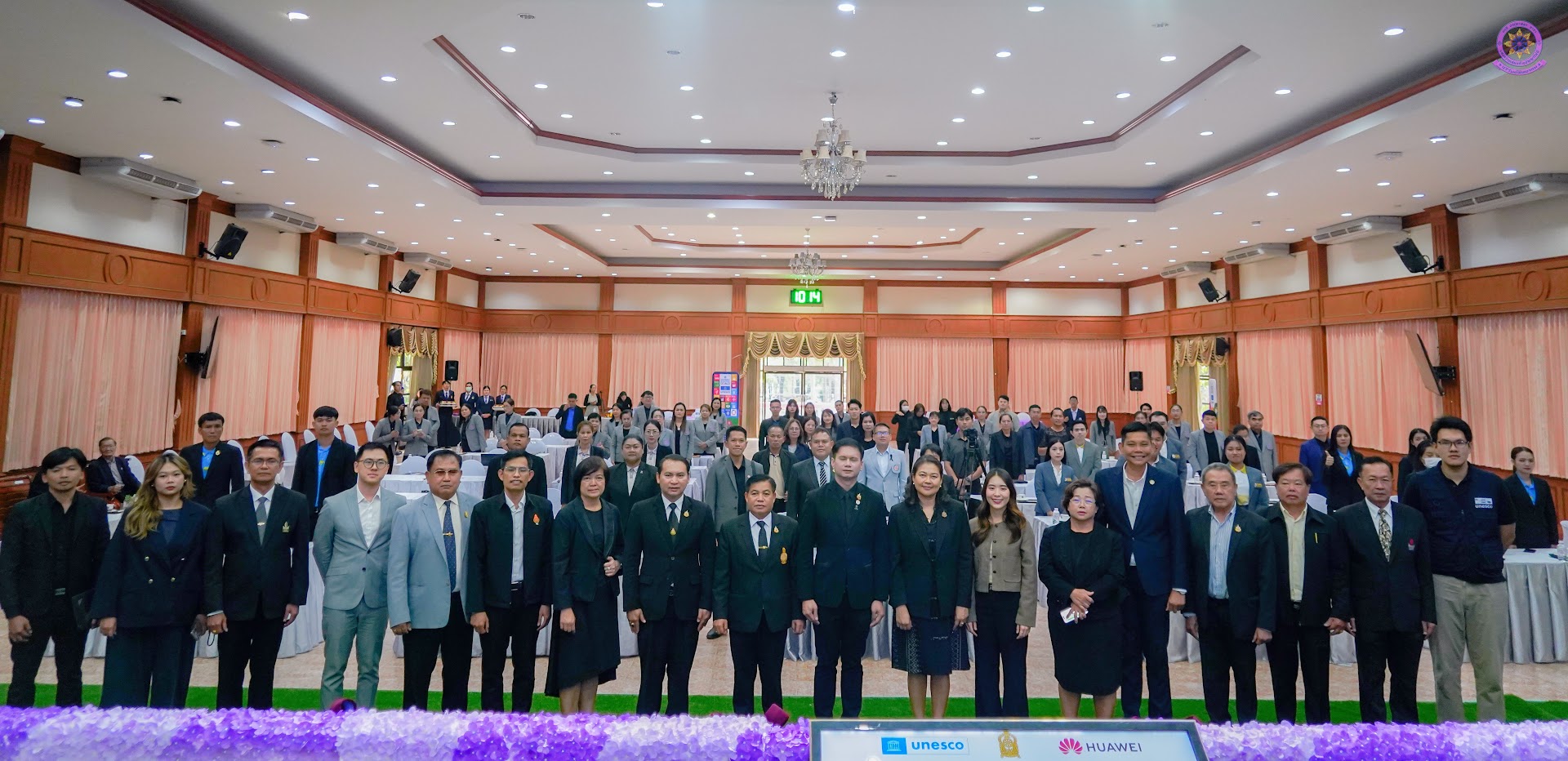 F2D4B5C2-2C04-4178-B0BB-BA647AE50645